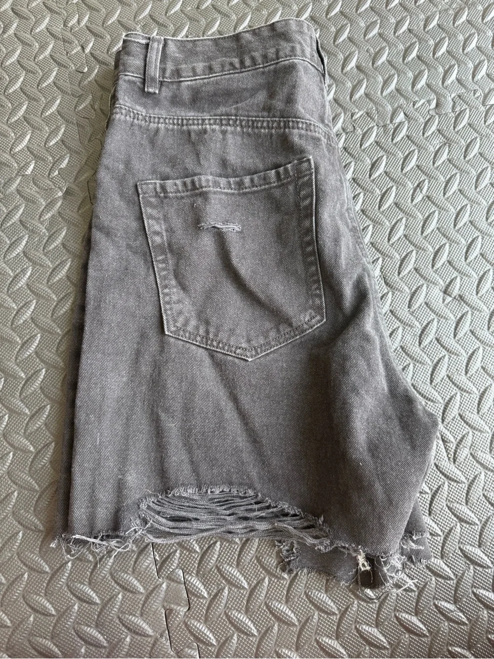 90’s Long High-Rise Black Distressed Women’s Jean Shorts